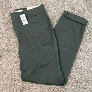 Lift girlfriend chinos